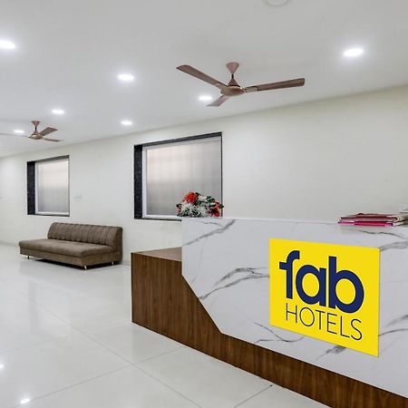 Fabhotel Mansarovar Inn Rāipur Eksteriør billede