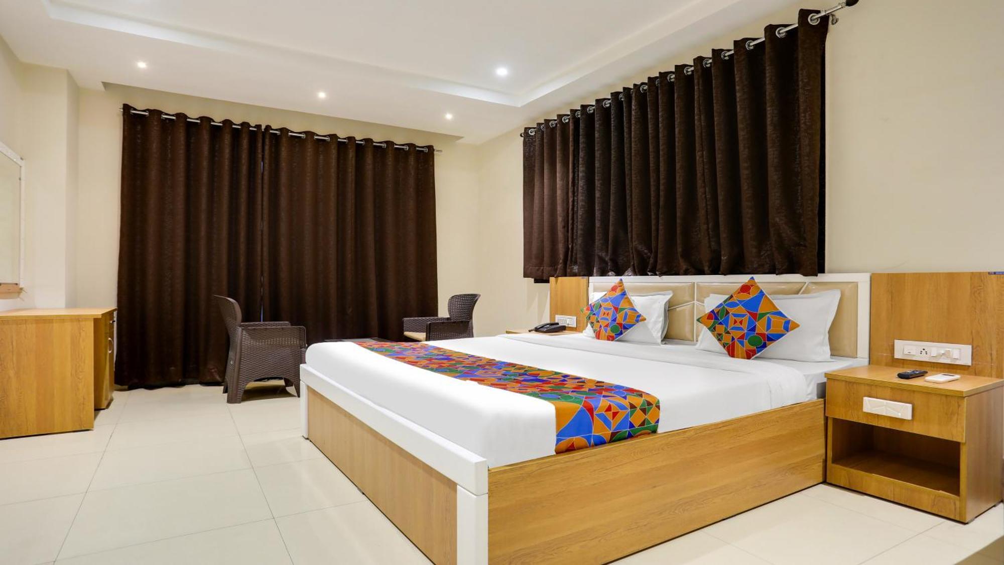 Fabhotel Mansarovar Inn Rāipur Eksteriør billede