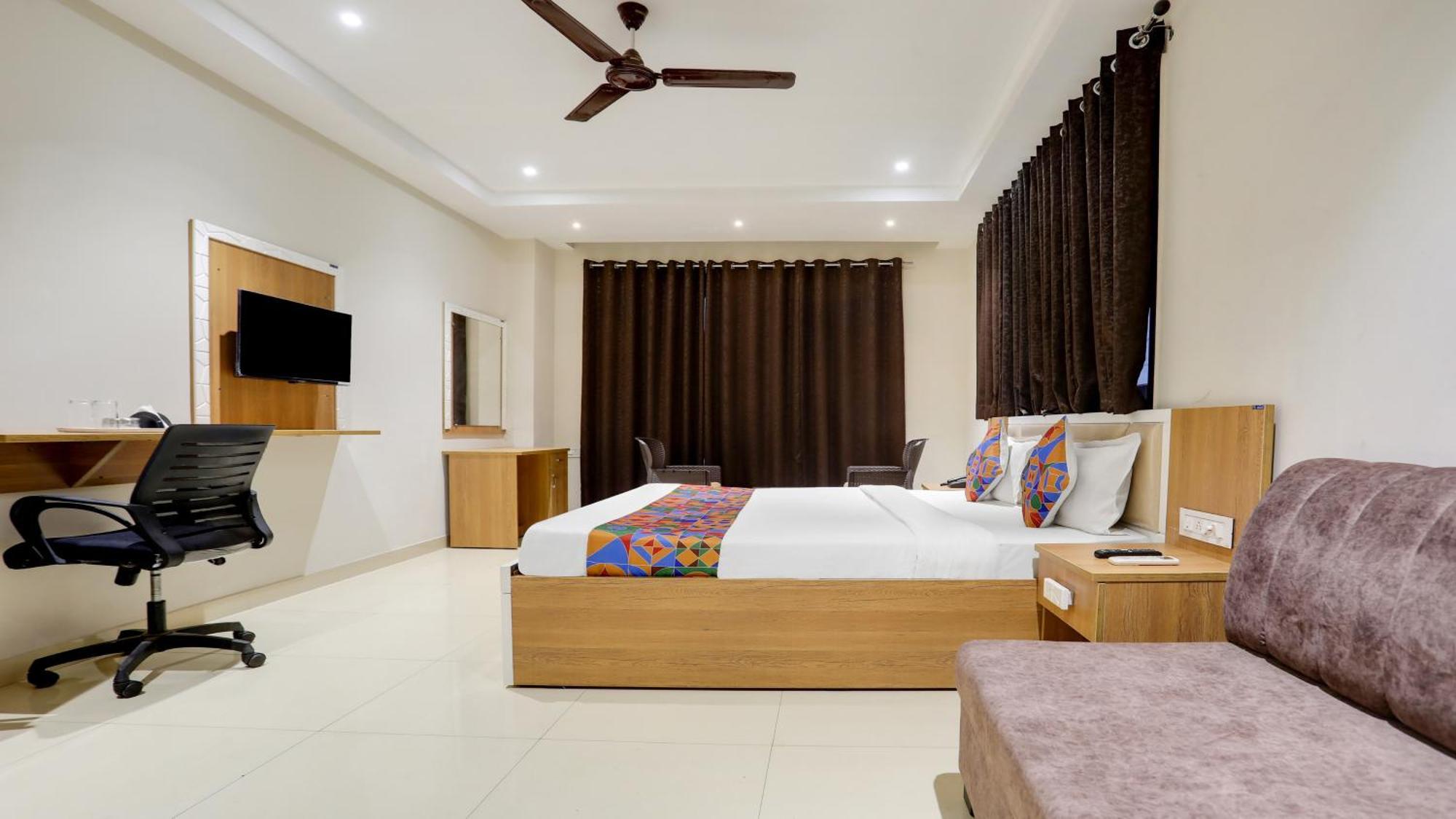 Fabhotel Mansarovar Inn Rāipur Eksteriør billede