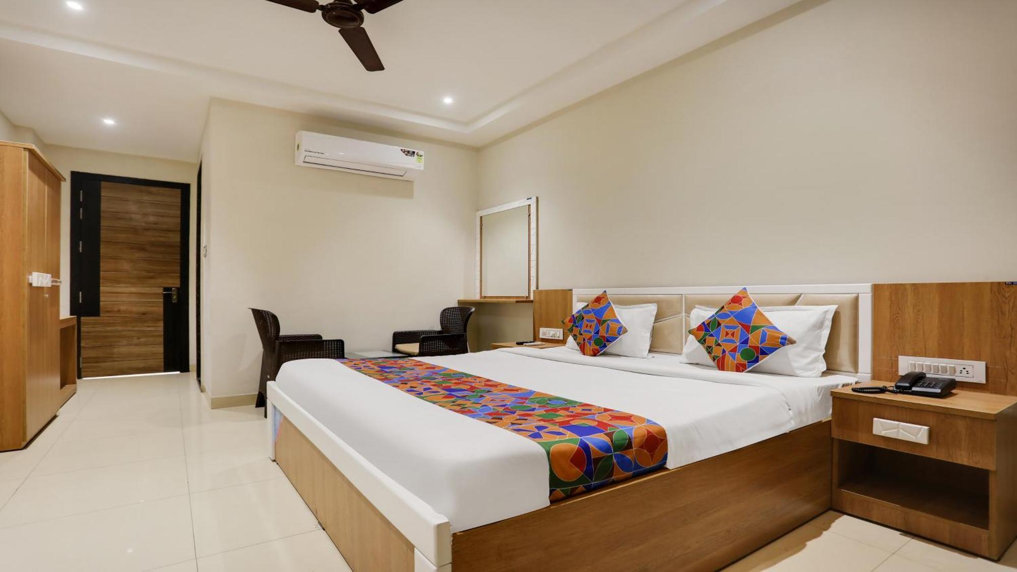 Fabhotel Mansarovar Inn Rāipur Eksteriør billede